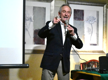 Mike Henry pointing during a presentation